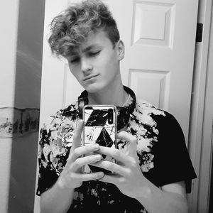 Meet your Posher, Tristan michael